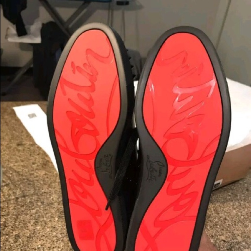 Comment size below - Picture 3 of 5